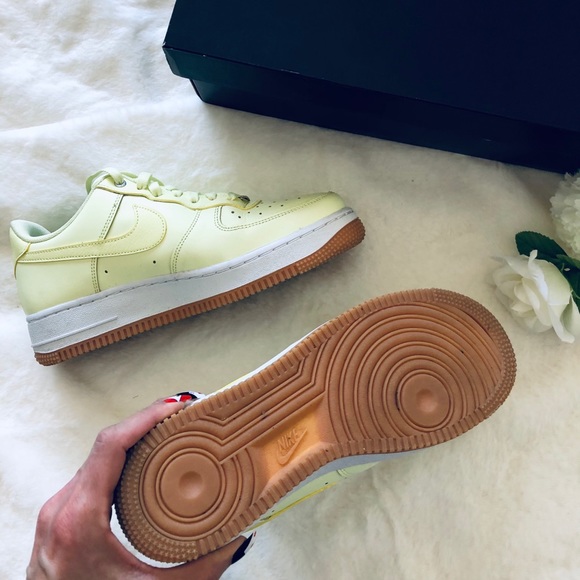 Nike Air Force 1. Wmn Sz 8.5. Fantastic condition - Picture 6 of 16